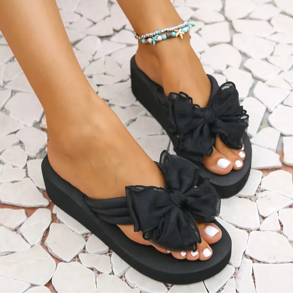 Cute Black Bow Knot Flip Flops BRAND NEW